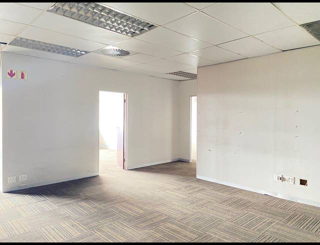 511M² OFFICE TO LET IN KELVIN